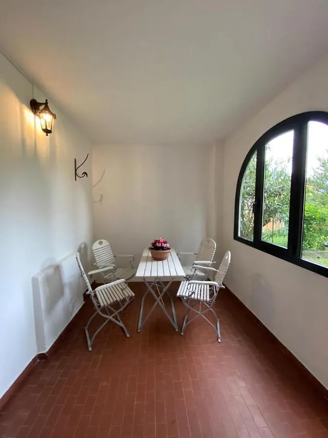 La Casa Del Nonno Franco Villa Colico 0*,  Italy